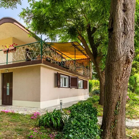 Vilă Beautiful Casa Forest Mare In Crikvenica Bakar