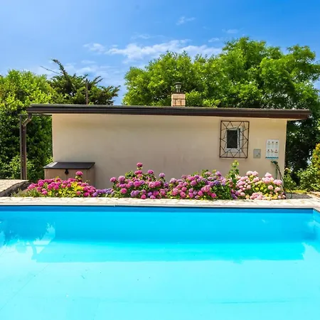 Beautiful Casa Forest Mare In Crikvenica *