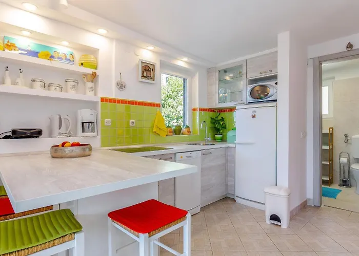 Beautiful Casa Forest Mare In Crikvenica Vila *